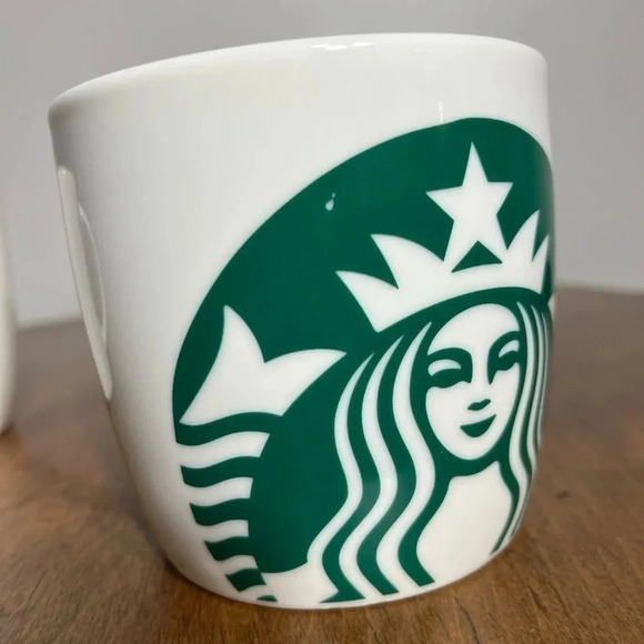 Two Starbucks Mugs 2017 Offset Logo Green White EUC - Picture 5 of 5